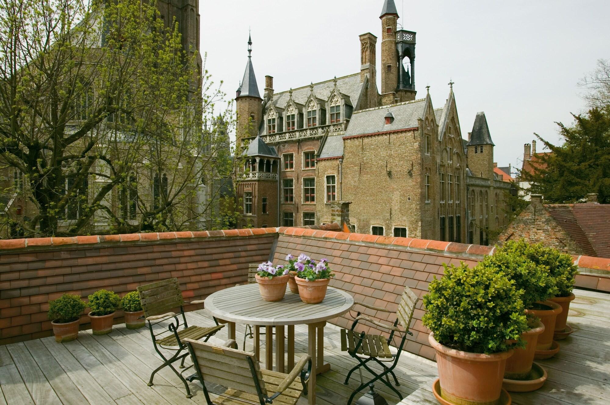 B&B Exclusive Guesthouse Bonifacius Bruges Esterno foto